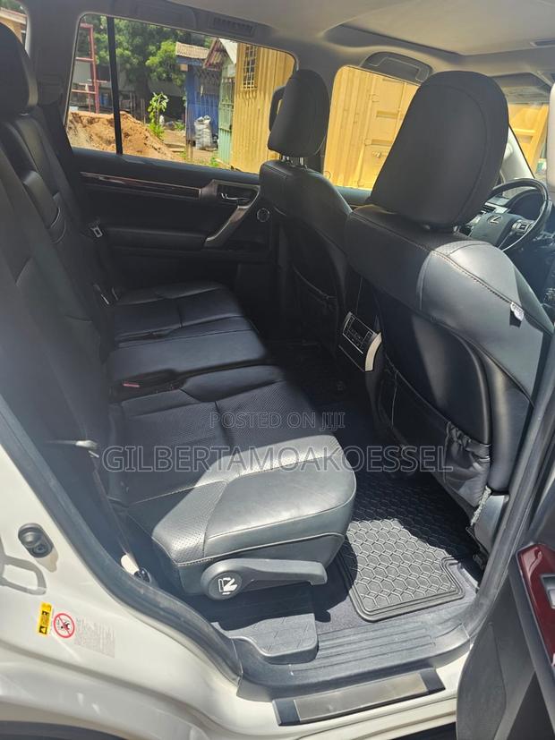 Lexus GX 460 Luxury 2019 White