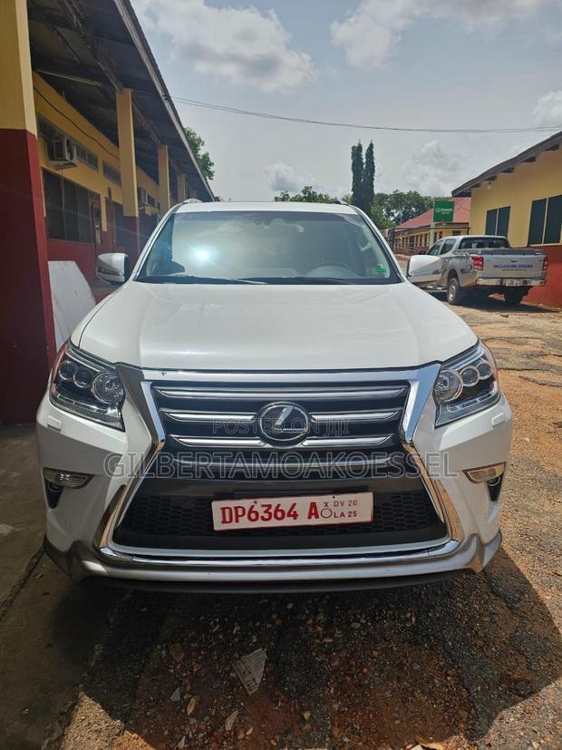 Lexus GX 460 Luxury 2019 White