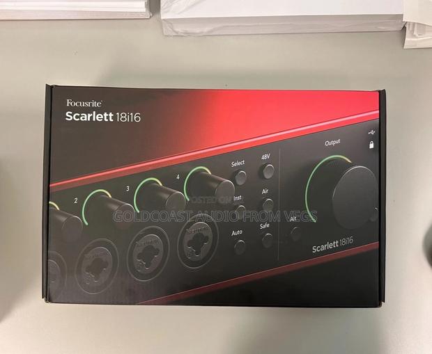 Focusrite Scarlett 18i16 Usb-C Audio/Midi Interface-4th Gen · Photo 4