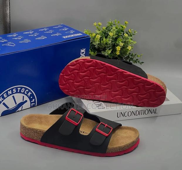 Authentic Birkenstock Arizona Slides Black/White · Photo 4