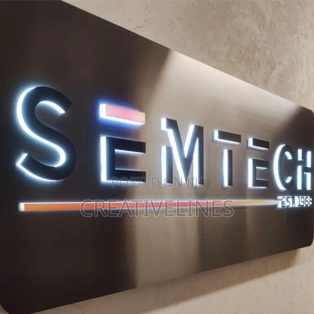 Exterior Signage · Photo 4