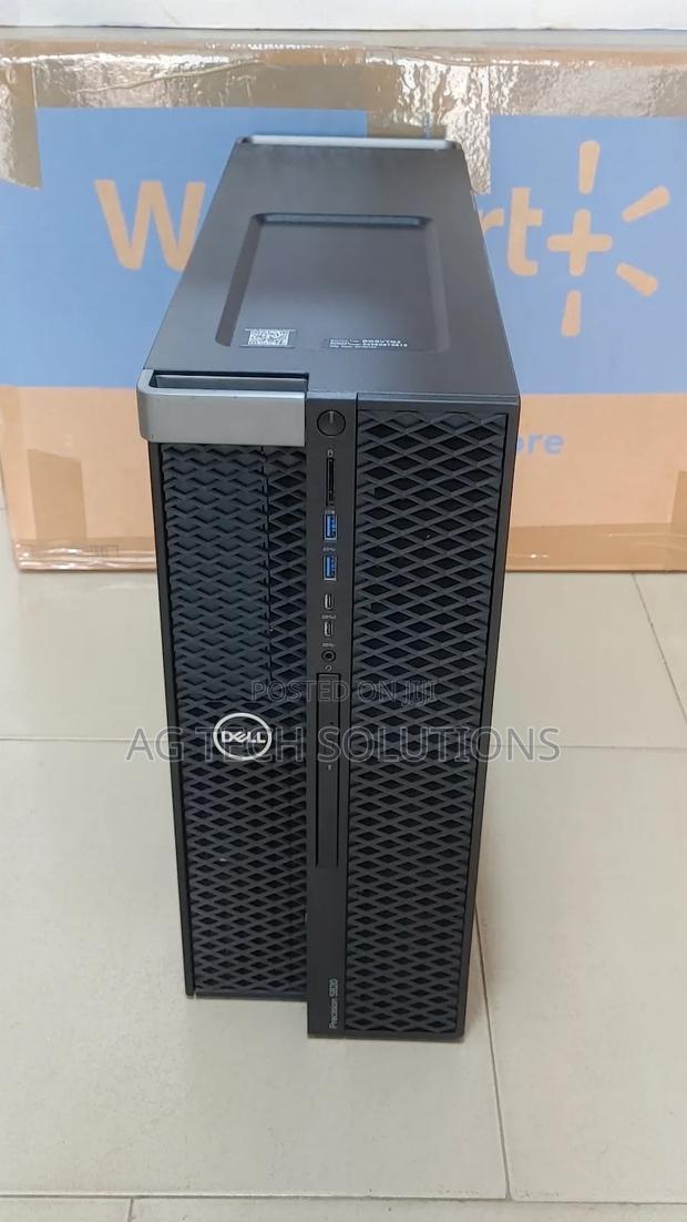Desktop Computer Dell Precision 5820 32GB Intel Xeon HDD 1T