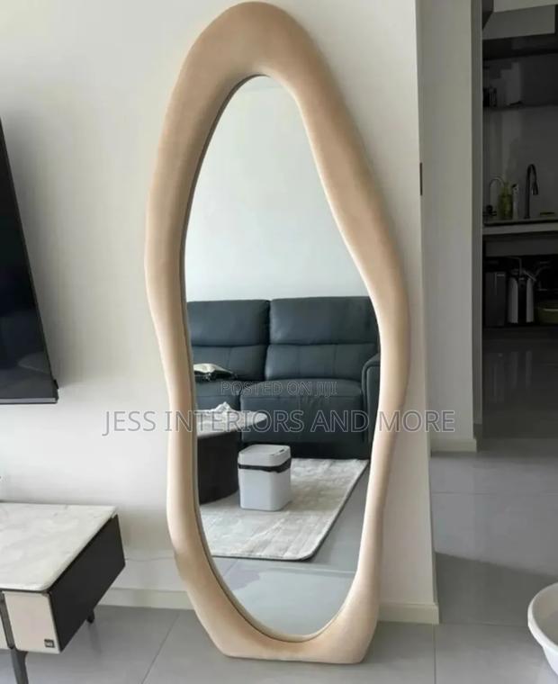 Mirror (180cm X 80cm) · Photo 3