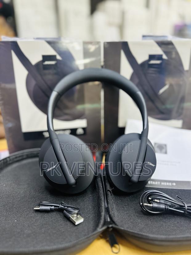 Bose 700 Headphone · Photo 4