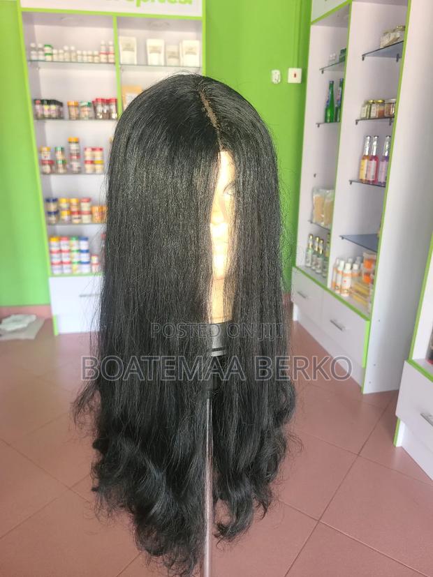 Black Wavy Wig photo 7