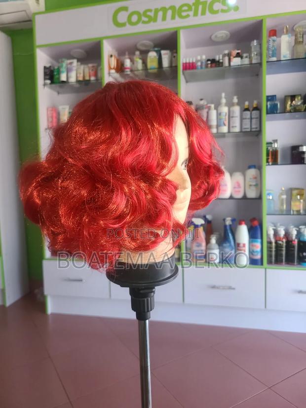 Red Wavy Wig photo 4
