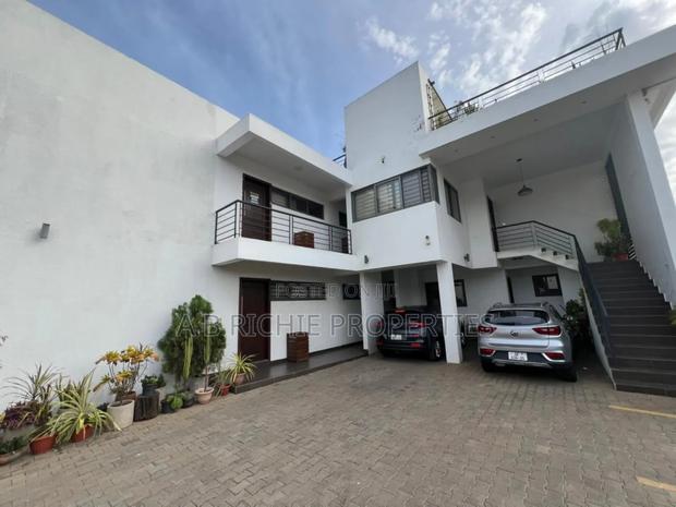 Furnished 1bdrm Apartment in Ab Richie Properties, Osu for sale · Photo 2
