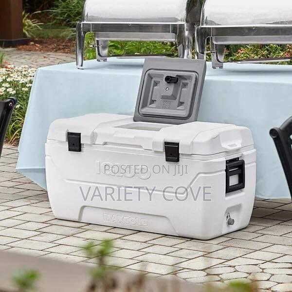 Igloo 165 Quarts Maxcold Ice Chest