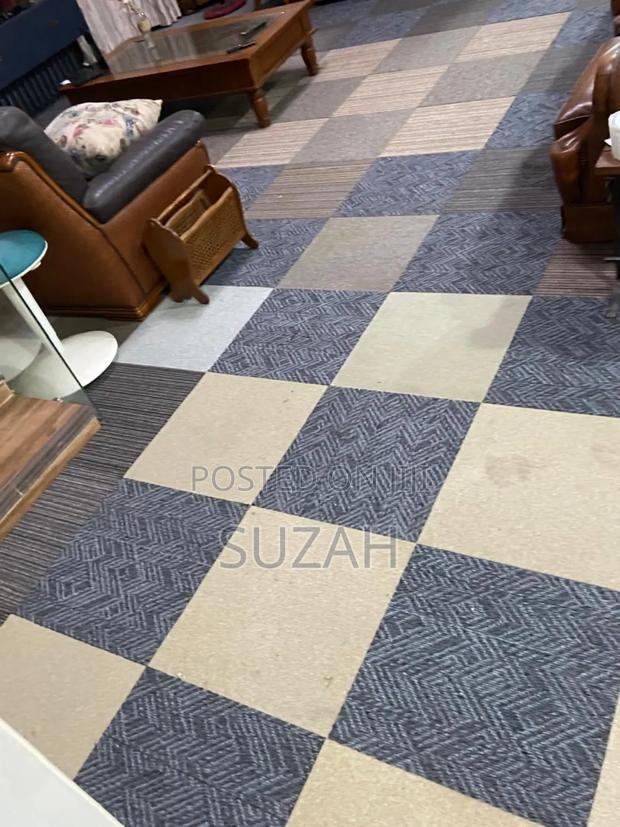 Doormat Size Room Carpet · Photo 2