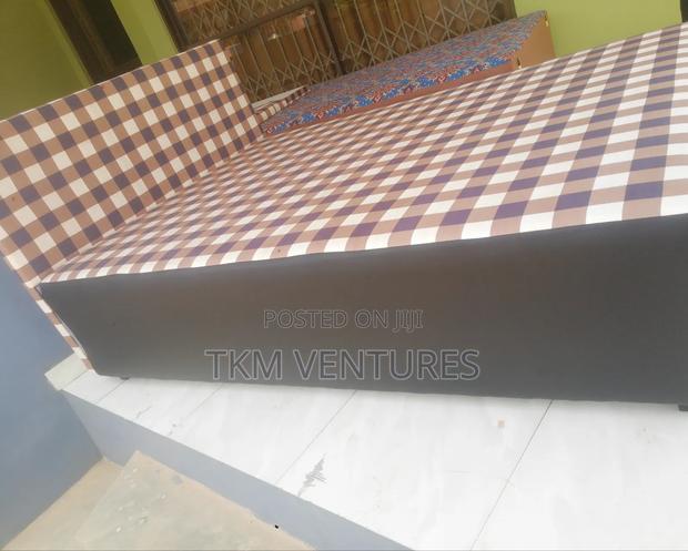 Manet Furnitures