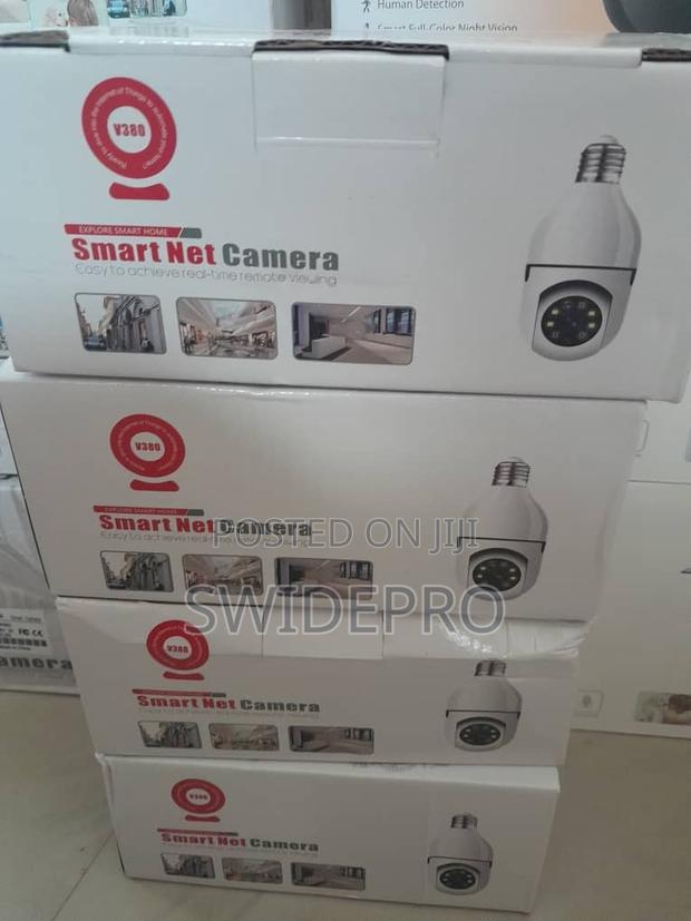 Yilot Surveillance Camera Bulb CCTV · Photo 3