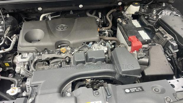 Toyota RAV4 XLE AWD 2024 Gray photo 9