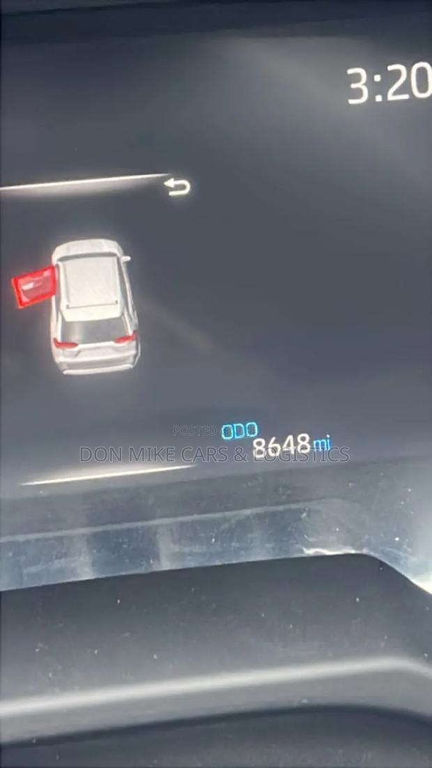 Toyota RAV4 XLE AWD 2024 Gray photo 10