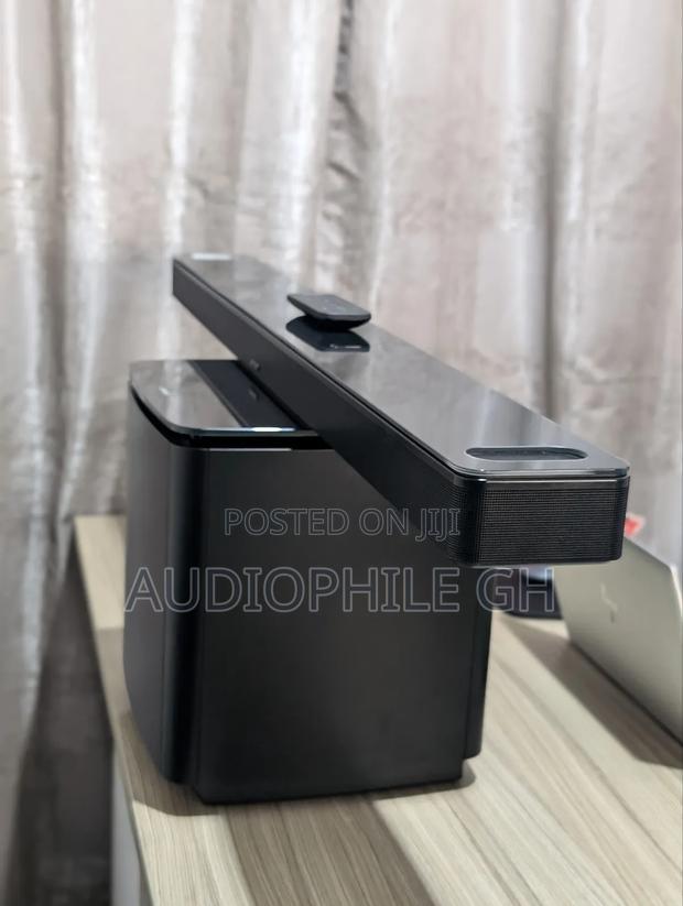Bose Smart Soundbar 900 and Bose Bass Module 700 photo 2
