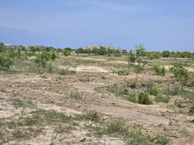 Mind Blowing Price Drop on Lands at Prampram · Photo 3