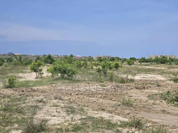 Mind Blowing Price Drop on Lands at Prampram · Photo 4