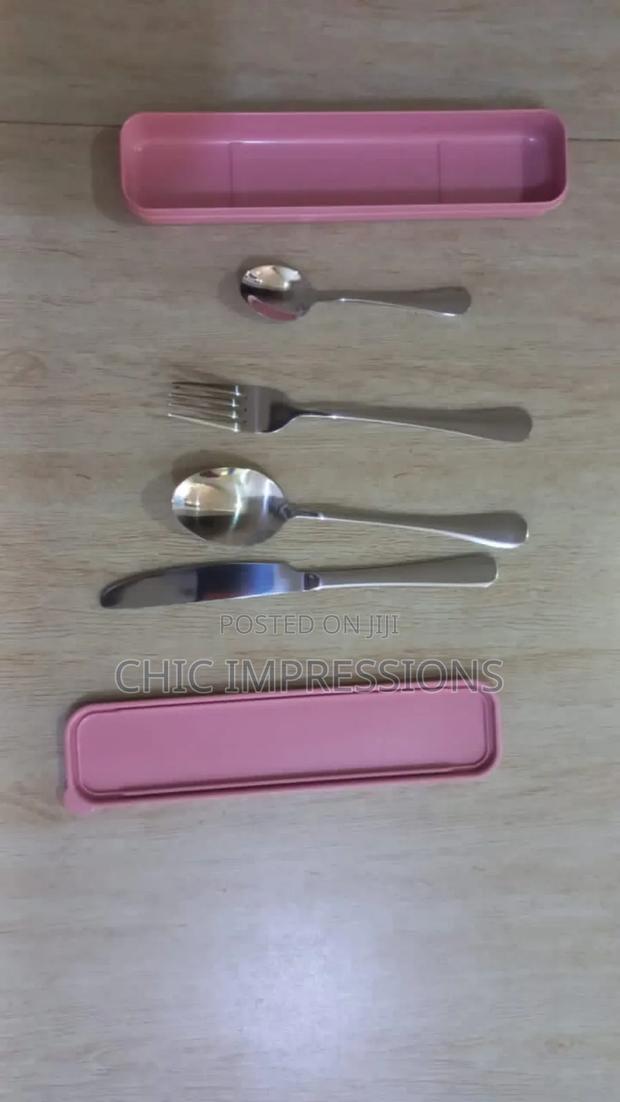 4pcs Travel Cutlery Set · Photo 3