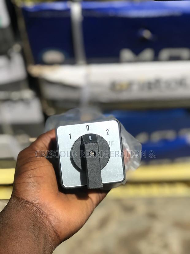 Rotary Selector Switch/ Changeover Switch photo 6
