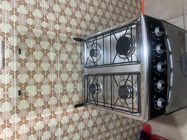 Nasco 50 by 50 Burner With Oven photo 3