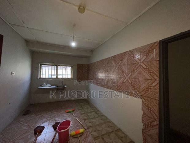 8bdrm House in K Fuseini Estate, Kumasi Metropolitan for sale photo 11