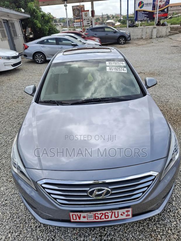 Hyundai Sonata Sport 2.0T Sedan FWD (2.0L 4cyl 6A) 2017 Silver