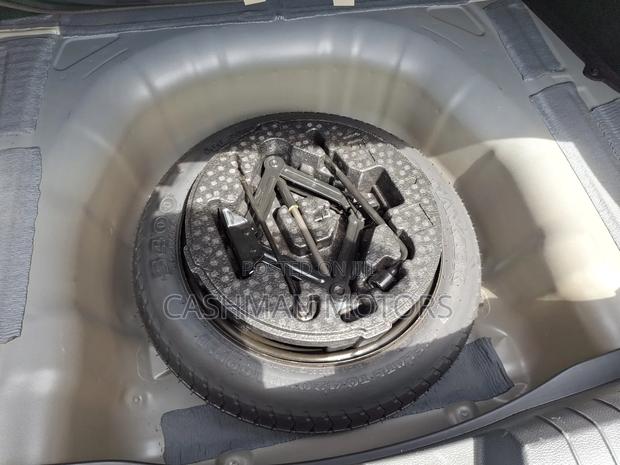 Hyundai Sonata Sport 2.0T Sedan FWD (2.0L 4cyl 6A) 2017 Silver