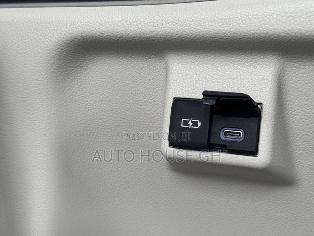 New Toyota HiAce 2025 White