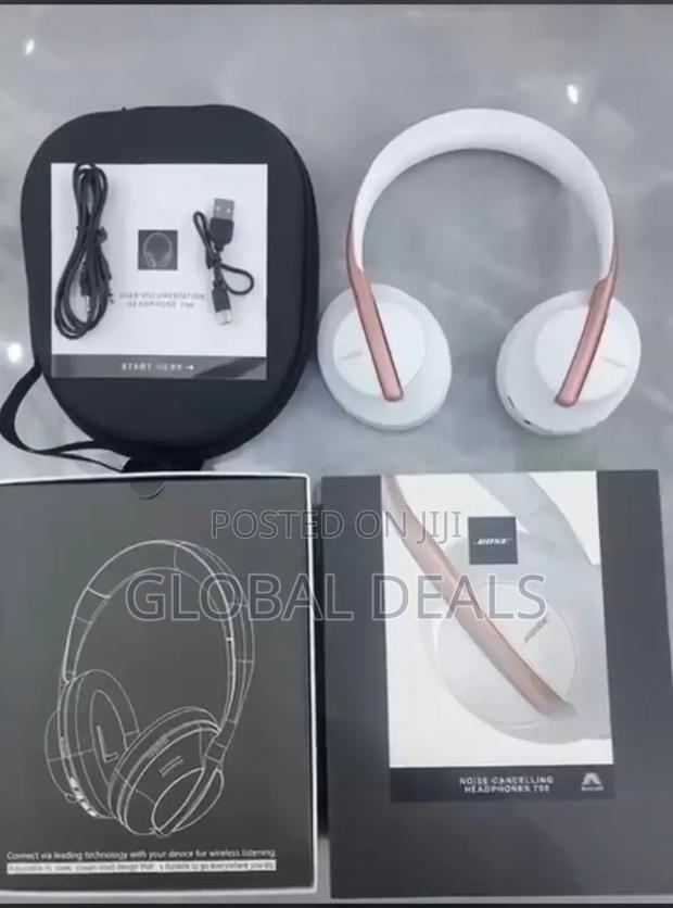 Bose 700 Wireless Headset · Photo 4