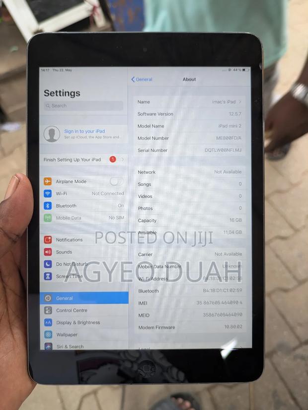 Apple iPad mini 2 16 GB Silver photo 2