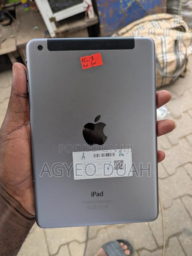 Apple iPad mini 2 16 GB Silver photo 3