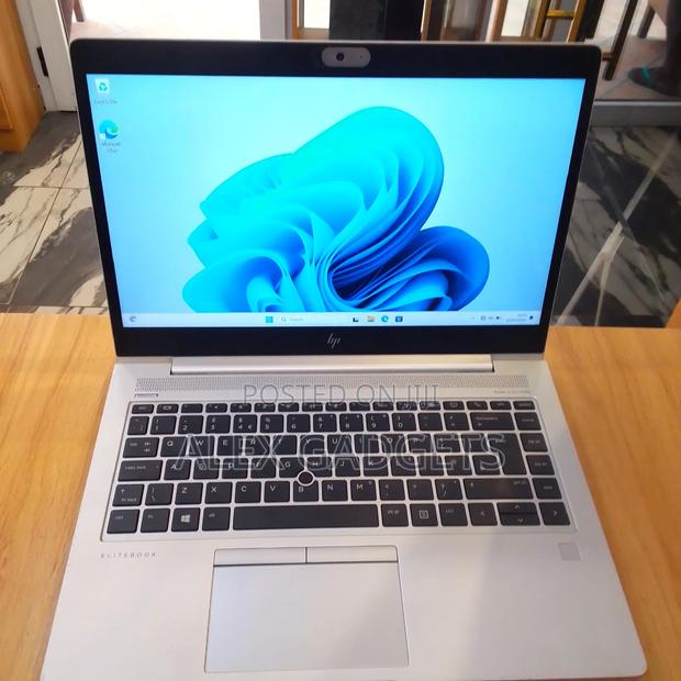 Laptop HP EliteBook 745 G5 8GB AMD Ryzen 3 SSD 128GB