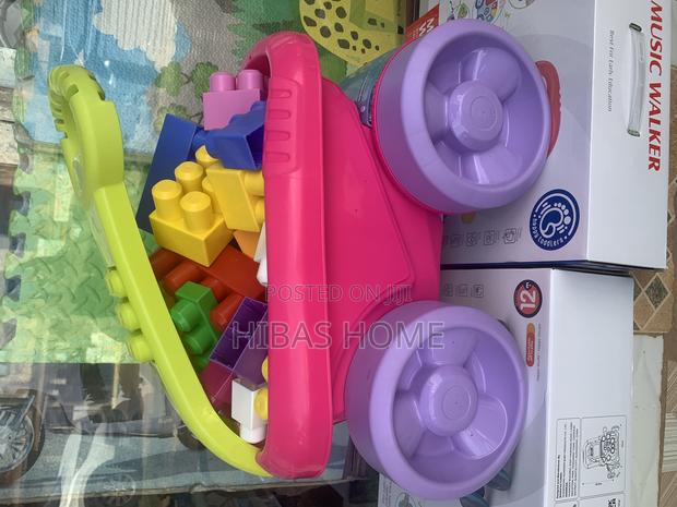 Mega Bloks Scooping Wagon With Building Blocks 125+ PCS photo 4
