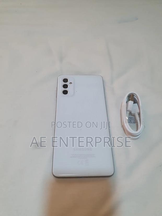 New Samsung Galaxy M52 5G 128 GB White