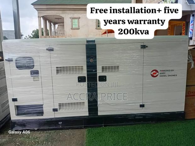 No Complaints Perkins Diesel Generator Rated 200kva 200kw · Photo 1