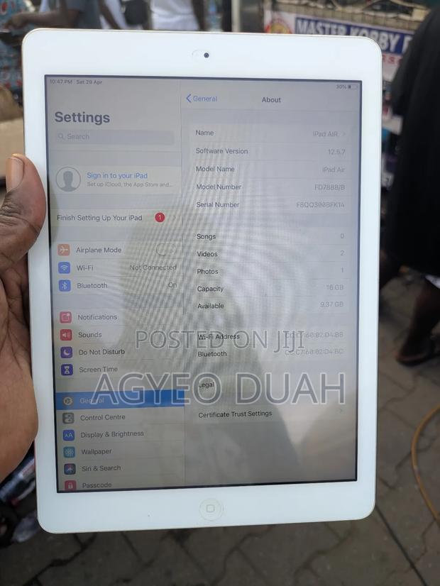 Apple iPad Air 16 GB Silver photo 2