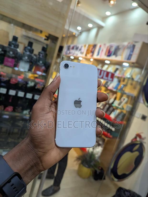 Apple iPhone SE (2020) 64 GB White photo 3