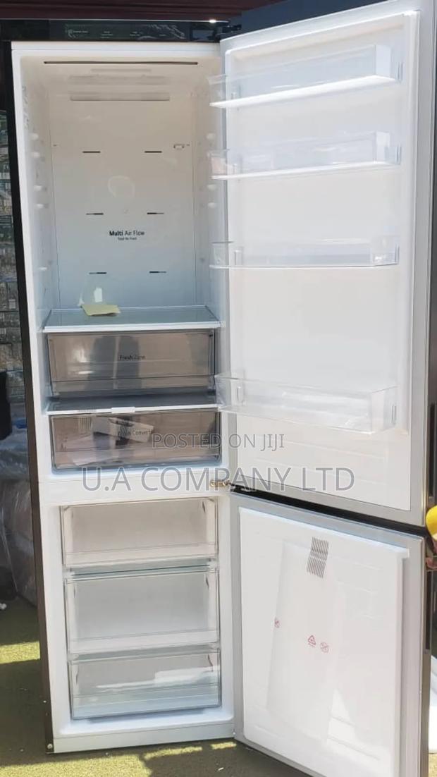 Lg 203cm Refrigerator-Freezer Combo photo 4