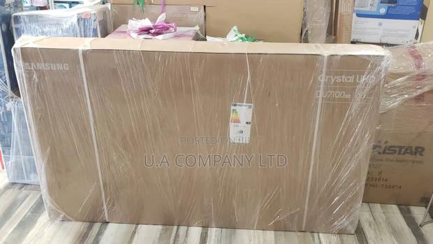 65” Crystal Uhd Du7100 Smart Tv (2024) photo 2