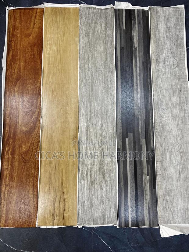 Rectangular Original Vinyl Tiles · Photo 2