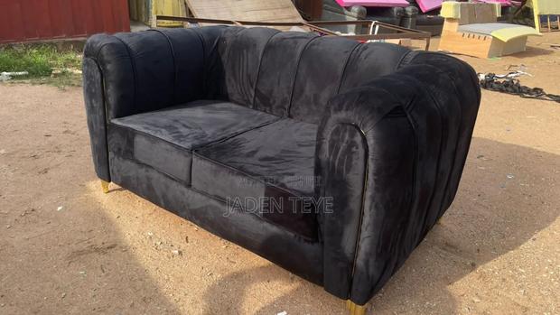 Stylish Two in One Sofa · Photo 2