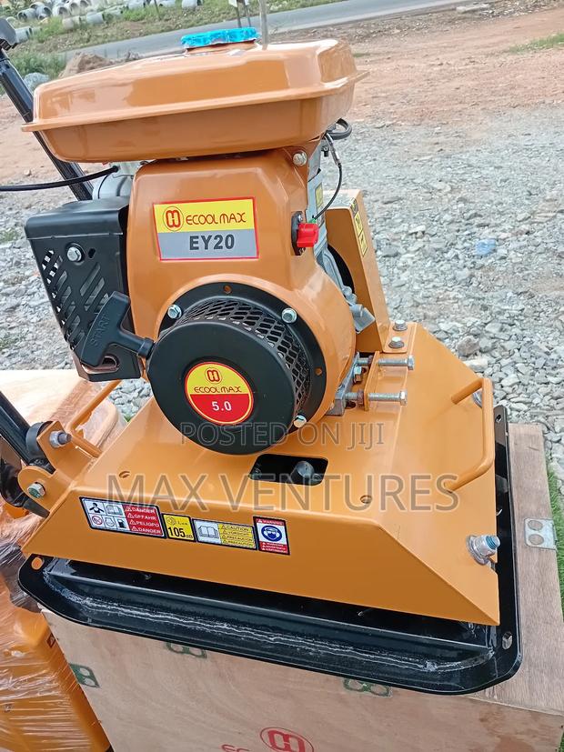 Ecoolmax Plate Compactor C-90 Brand New Gasoline · Photo 2