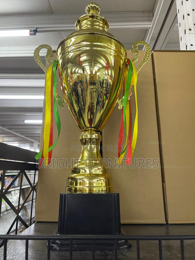 Award Trophy Cups for Rewards · Photo 4