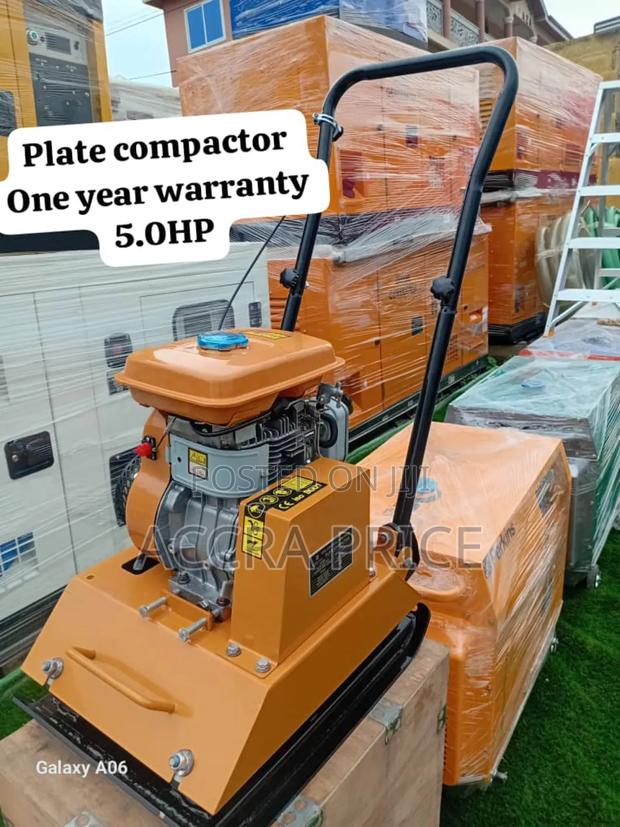 Good Climbing Ability C-90 Ecoolmax Plate Compactor 5hp · Photo 2
