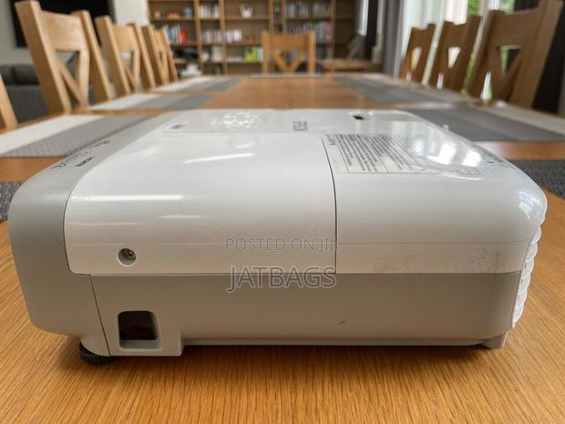 3500 Lumens Epson Projector From Uk (Free Delivery) photo 5