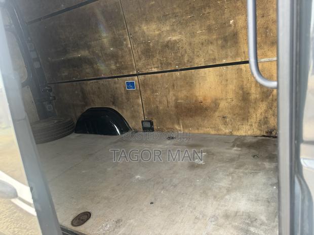 Mercedes-Benz Sprinter 2015 Black