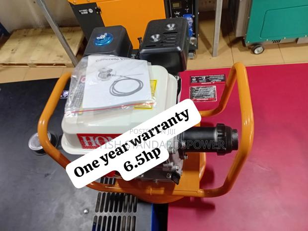 Top Grade 6.5hp Petrol Concrete Vibrator · Photo 2