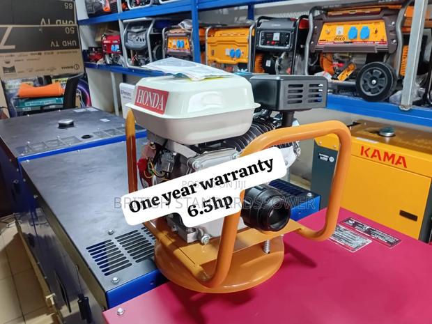 Optimised Fuel Efficient 6.5hp Concrete Vibrator · Photo 2