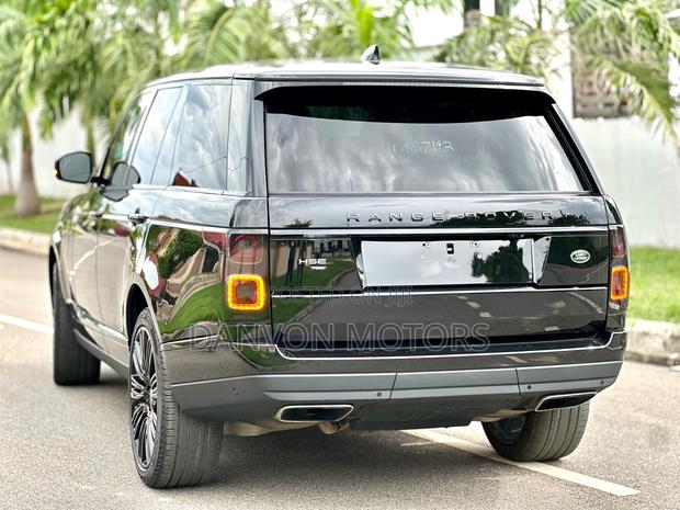 Land Rover Range Rover Vogue 2022 Black photo 5
