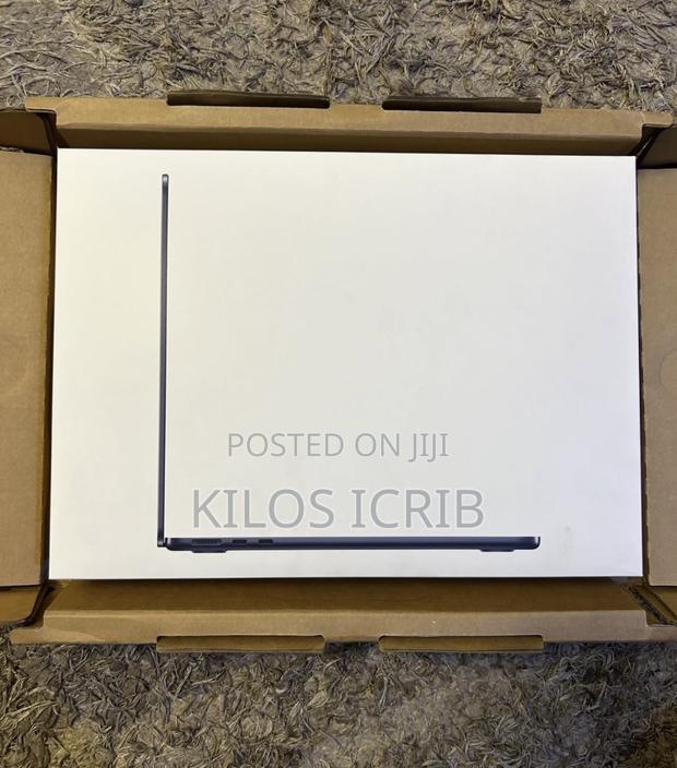 New Laptop Apple MacBook Air 2025 M4 15-Inch 16GB Apple M4 SSD 256GB