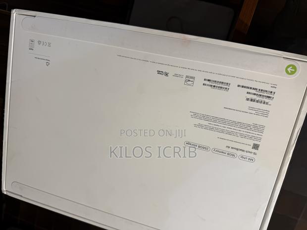 New Laptop Apple MacBook Air 2025 M4 15-Inch 16GB Apple M4 SSD 256GB photo 3